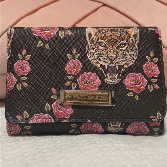 TAHARI Lichee Embossed Faux Wristlet Wallet Black Leather Front Pocket Organizer Womens Fashion Clutch Handbag